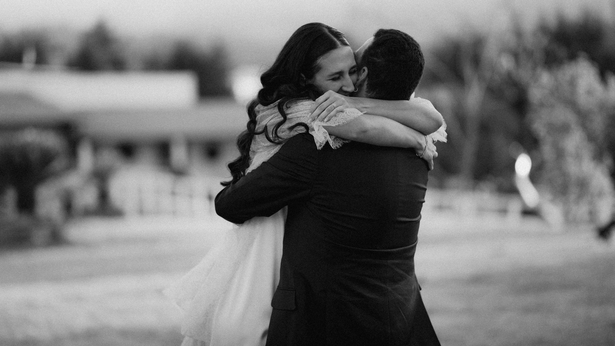 Nailing Your Engagement Session: A Comprehensive Guide
