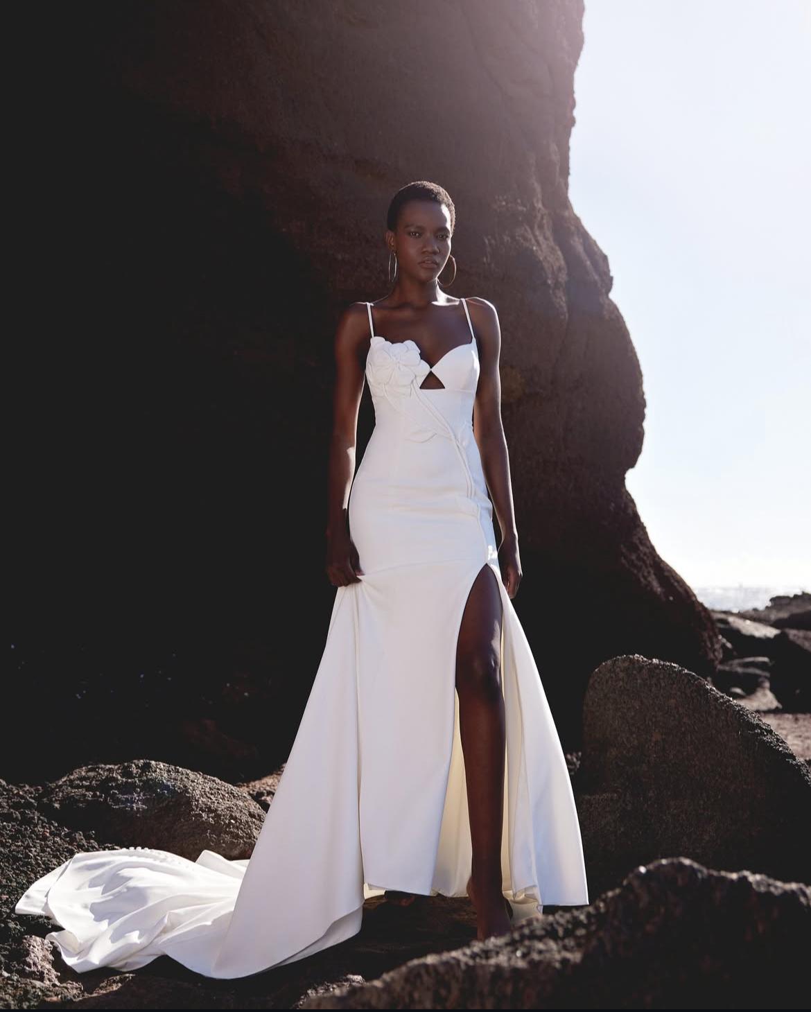 Moemo Bridal: Global Gowns, Intimate Experience